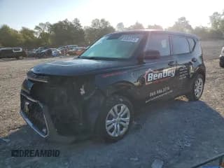 ✅ 2021 Kia Soul LX • VIN: KNDJ23AU3M7125489 • Лот: 84553975. Опубликован ранее на Copart с пробегом 181 362 миль. Бесплатный доступ к архиву аукционных продаж из США и подробный отчёт об истории автомобиля на DreamBid. Изображение 1.