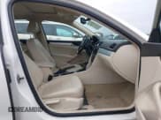 ✅ 2013 Volkswagen Passat SE • VIN: 1VWBP7A38DC132429 • Lot: 43717054. Listed on IAAI with 252,614 mi. Free auction sales archive from the USA and detailed vehicle history report at DreamBid. Image 5.