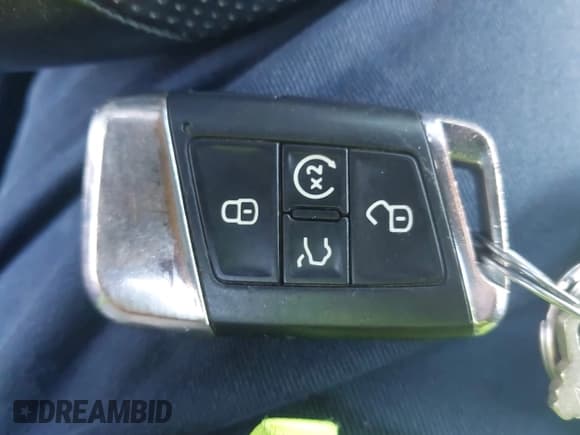 ✅ 2022 Volkswagen Jetta Autobahn • VIN: 3VW2T7BU0NM006259 • Lot: 43628911. Wystawiony na IAAI z przebiegiem 46 480 mil. Bezpłatny archiwum sprzedaży aukcyjnych z USA i szczegółowy raport historii pojazdu na DreamBid. Zdjęcie 11.