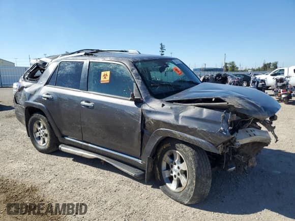 ✅ 2011 Toyota 4Runner SR5 • VIN: JTEBU5JR2B5077042 • Лот: 85357125. Опубликован ранее на Copart с пробегом Не указан. Бесплатный доступ к архиву аукционных продаж из США и подробный отчёт об истории автомобиля на DreamBid. Изображение 4.