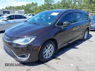 ✅ 2017 Chrysler Pacifica Touring L • VIN: 2C4RC1BG8HR753078 • Лот: 43171168. Опубликован ранее на IAAI с пробегом 192 678 миль. Бесплатный доступ к архиву аукционных продаж из США и подробный отчёт об истории автомобиля на DreamBid. Изображение 2.