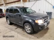 ✅ 2008 Ford Escape Limited • VIN: 1FMCU94108KC33395 • Лот: 92875005. Опубликован ранее на Copart с пробегом 145 617 миль. Бесплатный доступ к архиву аукционных продаж из США и подробный отчёт об истории автомобиля на DreamBid. Изображение 4.