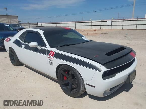 ✅ 2019 Dodge Challenger R/T Scat Pack Widebody • VIN: 2C3CDZFJ1KH546489 • Lot: 41857292. Wystawiony na IAAI z przebiegiem 61 055 mil. Bezpłatny archiwum sprzedaży aukcyjnych z USA i szczegółowy raport historii pojazdu na DreamBid. Zdjęcie 1.