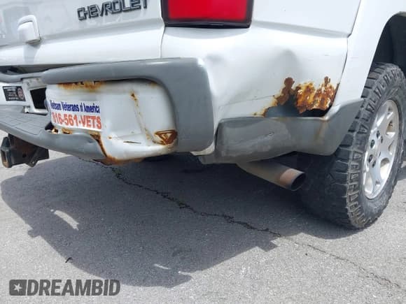 ✅ 2004 Chevrolet Suburban Z71 • VIN: 3GNFK16ZX4G154871 • Лот: 42672379. Опубликован ранее на IAAI с пробегом 264 136 миль. Бесплатный доступ к архиву аукционных продаж из США и подробный отчёт об истории автомобиля на DreamBid. Изображение 6.