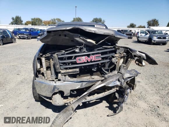 ✅ 2008 GMC Sierra 1500 Work Truck • VIN: 1GTEC19X88Z232307 • Лот: 82250485. Опубликован ранее на Copart с пробегом 167 119 миль. Бесплатный доступ к архиву аукционных продаж из США и подробный отчёт об истории автомобиля на DreamBid. Изображение 5.