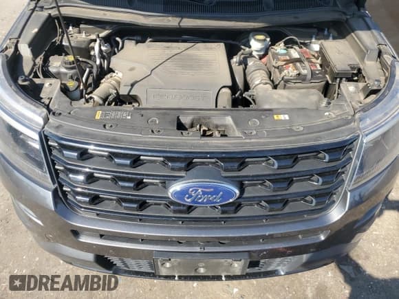 ✅ 2017 Ford Explorer Sport • VIN: 1FM5K8GT6HGD61925 • Lot: 53778785. Wystawiony na Copart z przebiegiem 102 635 mil. Bezpłatny archiwum sprzedaży aukcyjnych z USA i szczegółowy raport historii pojazdu na DreamBid. Zdjęcie 12.