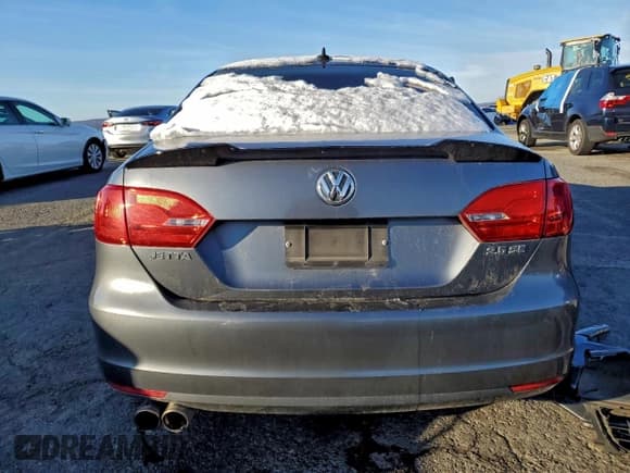 ✅ 2011 Volkswagen Jetta SE • VIN: 3VWBX7AJ2BM108069 • Lot: 95081165. Listed on Copart with Not provided. Free auction sales archive from the USA and detailed vehicle history report at DreamBid. Image 6.