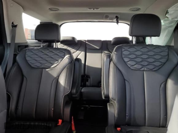 ✅ 2022 Hyundai Palisade Ultimate Calligraphy • VIN: KM8R5DHE6NU463692 • Лот: 42588155. Опубликован ранее на Copart с пробегом 39 986 миль. Бесплатный доступ к архиву аукционных продаж из США и подробный отчёт об истории автомобиля на DreamBid. Изображение 10.