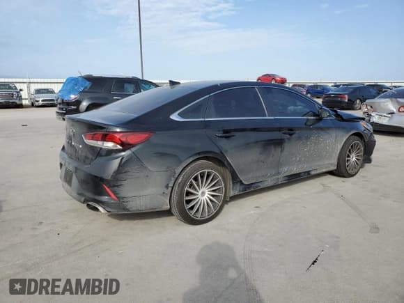 ✅ 2018 Hyundai Sonata SE • VIN: 5NPE24AF2JH622579 • Лот: 48832673. Опубликован ранее на Copart с пробегом 25 634 миль. Бесплатный доступ к архиву аукционных продаж из США и подробный отчёт об истории автомобиля на DreamBid. Изображение 3.