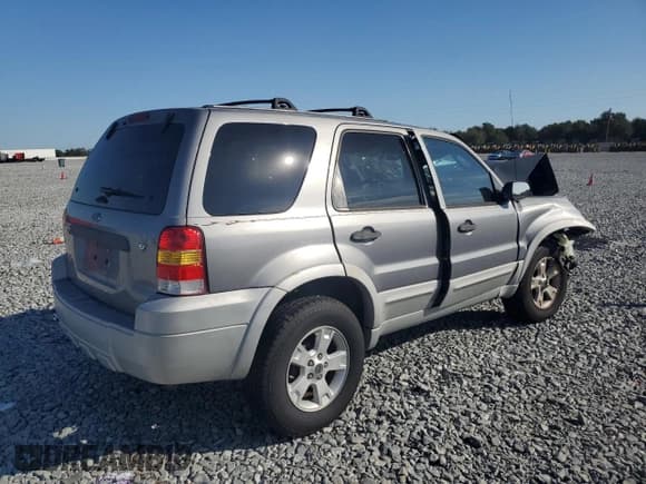 ✅ 2007 Ford Escape XLT • VIN: 1FMYU03167KA62251 • Lot: 93100805. Wystawiony na Copart z przebiegiem 104 932 mil. Bezpłatny archiwum sprzedaży aukcyjnych z USA i szczegółowy raport historii pojazdu na DreamBid. Zdjęcie 3.