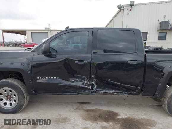 ✅ 2014 Chevrolet Silverado 1500 LT • VIN: 3GCUKREC5EG493728 • Lot: 41710490. Wystawiony na IAAI z przebiegiem 243 509 mil. Bezpłatny archiwum sprzedaży aukcyjnych z USA i szczegółowy raport historii pojazdu na DreamBid. Zdjęcie 14.