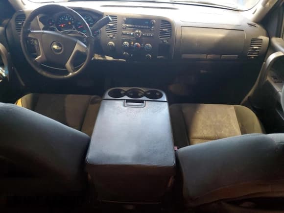 ✅ 2013 Chevrolet Silverado 2500HD LT • VIN: 1GC1KXCG4DF214590 • Лот: 90464565. Опубликован ранее на Copart с пробегом 256 475 миль. Бесплатный доступ к архиву аукционных продаж из США и подробный отчёт об истории автомобиля на DreamBid. Изображение 8.