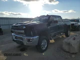 2017 Chevrolet Silverado 3500HD LTZ с VIN 1GC4K0EY7HF213904, выставлен на аукционе Copart как лот 83911964 с пробегом 121 143 миль миль и Списание • Salvage title. История ставок и продаж доступна на DreamBid. Изображение 1.