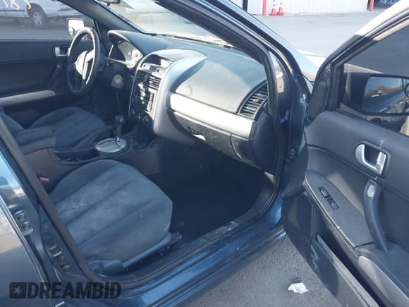 ✅ 2006 Mitsubishi Galant ES • VIN: 4A3AB36F36E071410 • Lot: 43578147. Wystawiony na IAAI z przebiegiem 214 683 mil. Bezpłatny archiwum sprzedaży aukcyjnych z USA i szczegółowy raport historii pojazdu na DreamBid. Zdjęcie 5.