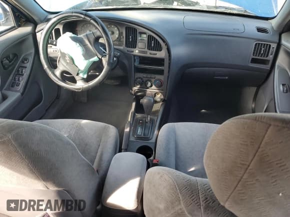 ✅ 2004 Hyundai Elantra GLS • VIN: KMHDN46D14U887915 • Lot: 46134045. Wystawiony na Copart z przebiegiem 188 245 mil. Bezpłatny archiwum sprzedaży aukcyjnych z USA i szczegółowy raport historii pojazdu na DreamBid. Zdjęcie 8.