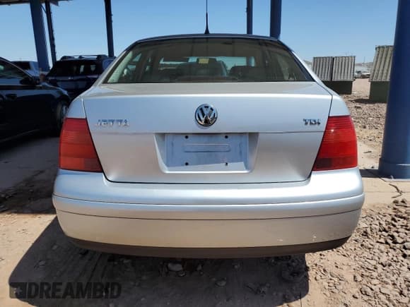 ✅ 2003 Volkswagen Jetta GLS • VIN: 3VWSP69M83M143614 • Lot: 62389785. Listed on Copart with 89,157 mi. Free auction sales archive from the USA and detailed vehicle history report at DreamBid. Image 6.