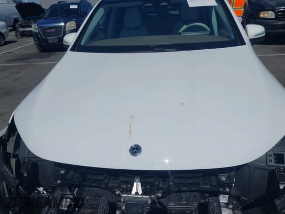 ✅ 2024 Mercedes-Benz EQE 350+ • VIN: 4JGGM2BB6RA054385 • Lot: 42609488. Listed on IAAI with 3,485 mi. Free auction sales archive from the USA and detailed vehicle history report at DreamBid. Image 10.