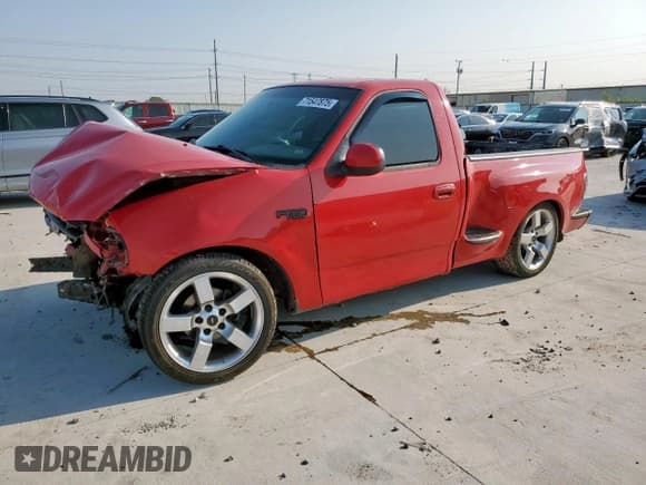 ✅ 2000 Ford F-150 XL • VIN: 1FTZF0724YKB00812 • Lot: 71547875. Wystawiony na Copart z przebiegiem Nie podano. Bezpłatny archiwum sprzedaży aukcyjnych z USA i szczegółowy raport historii pojazdu na DreamBid. Zdjęcie 1.