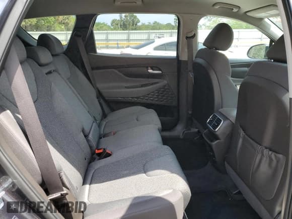 ✅ 2020 Hyundai Santa Fe SEL • VIN: 5NMS33AD7LH279521 • Lot: 49407664. Wystawiony na Copart z przebiegiem 17 648 mil. Bezpłatny archiwum sprzedaży aukcyjnych z USA i szczegółowy raport historii pojazdu na DreamBid. Zdjęcie 10.