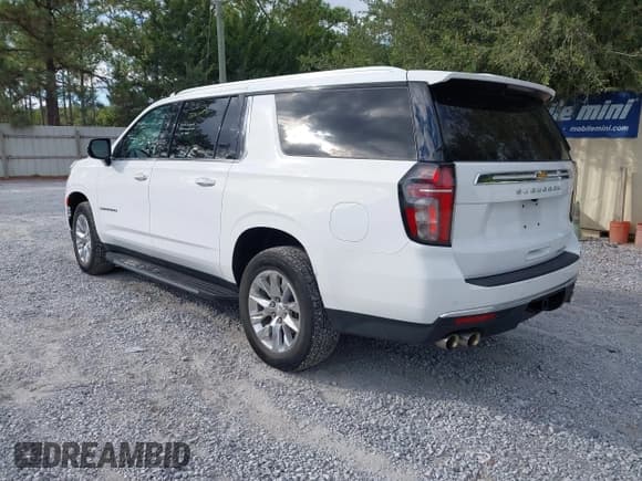 ✅ 2023 Chevrolet Suburban Premier • VIN: 1GNSKFKDXPR393461 • Lot: 43639375. Wystawiony na IAAI z przebiegiem 90 211 mil. Bezpłatny archiwum sprzedaży aukcyjnych z USA i szczegółowy raport historii pojazdu na DreamBid. Zdjęcie 3.