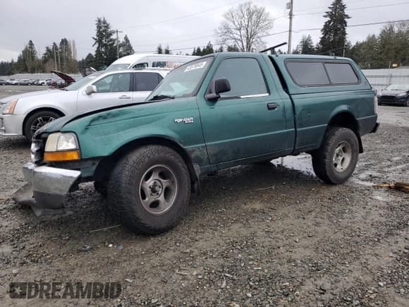 ✅ 2000 Ford Ranger XL • VIN: 1FTYR10C7YPA70526 • Lot: 43578045. Listed on Copart with 166,599 mi. Free auction sales archive from the USA and detailed vehicle history report at DreamBid. Image 1.