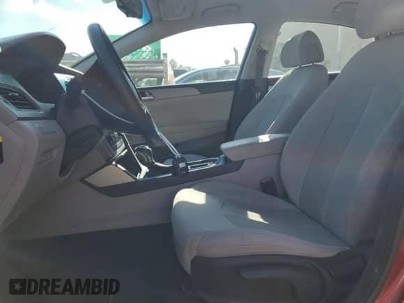 2016 Hyundai Sonata 2.4L z VIN 5NPE24AF0GH391514, wystawiony jako Copart lot #82214445 z przebiegiem 123 366 mil mil oraz Czysty tytuł • Clean title. Historia ofert i sprzedaży dostępna na DreamBid. Obrazek 7.