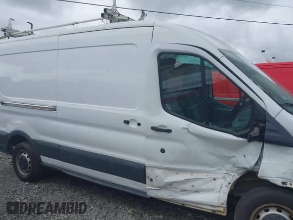 ✅ 2017 Ford Transit • VIN: 1FTBW2CM0HKA96276 • Lot: 43245185. Listed on IAAI with 111,192 mi. Free auction sales archive from the USA and detailed vehicle history report at DreamBid. Image 13.