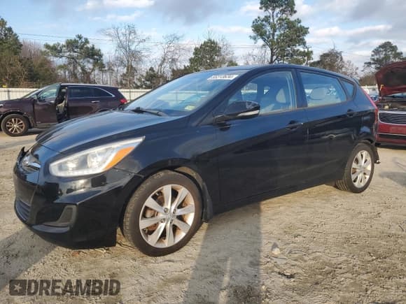 ✅ 2014 Hyundai Accent SE • VIN: KMHCU5AE7EU158436 • Лот: 85313634. Опубликован ранее на Copart с пробегом 155 136 миль. Бесплатный доступ к архиву аукционных продаж из США и подробный отчёт об истории автомобиля на DreamBid. Изображение 1.