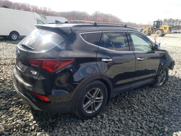 ✅ 2017 Hyundai Santa Fe 2.4L • VIN: 5NMZUDLB4HH008291 • Лот: 47001474. Опубликован ранее на Copart с пробегом 53 376 миль. Бесплатный доступ к архиву аукционных продаж из США и подробный отчёт об истории автомобиля на DreamBid. Изображение 3.