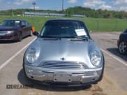 ✅ 2003 MINI Hardtop • VIN: WMWRC334X3TC43283 • Lot: 42112892. Listed on IAAI with 87,513 mi. Free auction sales archive from the USA and detailed vehicle history report at DreamBid. Image 11.