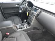 ✅ 2017 Ford Flex SE • VIN: 2FMGK5B89HBA08421 • Lot: 42696650. Wystawiony na IAAI z przebiegiem 130 220 mil. Bezpłatny archiwum sprzedaży aukcyjnych z USA i szczegółowy raport historii pojazdu na DreamBid. Zdjęcie 5.