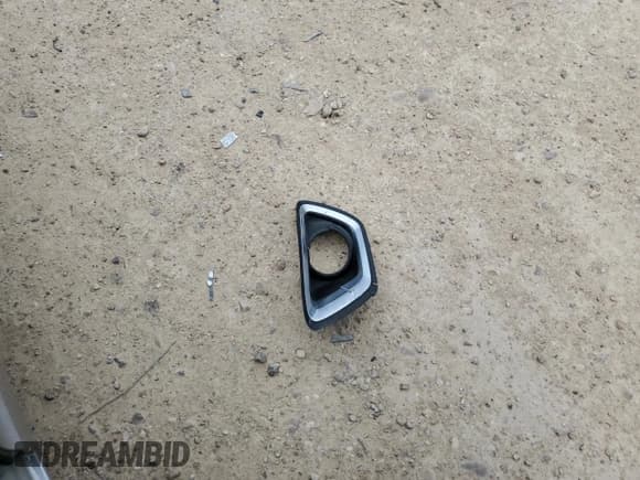 ✅ 2011 Lincoln MKZ • VIN: 3LNHL2GC7BR764304 • Lot: 55140005. Listed on Copart with 128,062 mi. Free auction sales archive from the USA and detailed vehicle history report at DreamBid. Image 12.