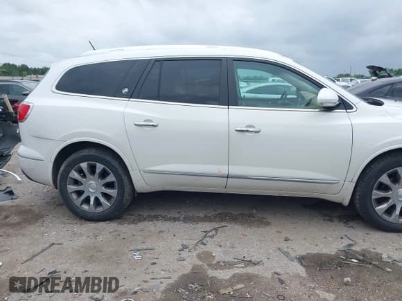 ✅ 2016 Buick Enclave Premium • VIN: 5GAKRCKD8GJ145728 • Lot: 42205122. Wystawiony na IAAI z przebiegiem 105 531 mil. Bezpłatny archiwum sprzedaży aukcyjnych z USA i szczegółowy raport historii pojazdu na DreamBid. Zdjęcie 13.