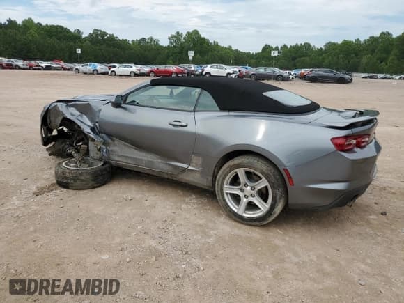 ✅ 2022 Chevrolet Camaro 1LT • VIN: 1G1FB3DX7N0104448 • Lot: 58868445. Wystawiony na Copart z przebiegiem 62 627 mil. Bezpłatny archiwum sprzedaży aukcyjnych z USA i szczegółowy raport historii pojazdu na DreamBid. Zdjęcie 2.