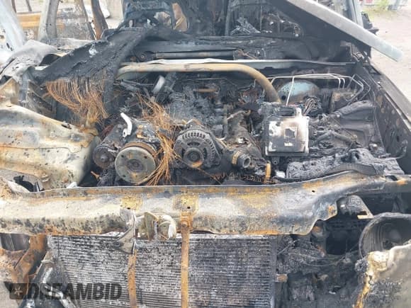 ✅ 2007 Jeep Commander Sport • VIN: 1J8HG48P07C584909 • Lot: 42371885. Listed on IAAI with Not provided. Free auction sales archive from the USA and detailed vehicle history report at DreamBid. Image 10.