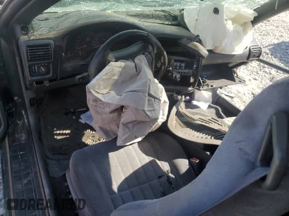 1997 Chevrolet Camaro z VIN 2G1FP22K6V2101185, wystawiony jako Copart lot #54356505 z przebiegiem 84 174 mil mil oraz Nie do naprawy • Non repairable. Historia ofert i sprzedaży dostępna na DreamBid. Obrazek 8.