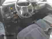 2002 Chevrolet Silverado 1500 LS with VIN 1GCEK14T32Z251491, listed as a Copart auction lot 80575465 with 470,083 mi miles and Salvage title. Bid and sale history available at DreamBid. Image 8.