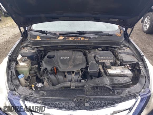 ✅ 2011 Hyundai Sonata SE • VIN: 5NPEC4AC5BH020540 • Lot: 72020374. Listed on Copart with 130,575 mi. Free auction sales archive from the USA and detailed vehicle history report at DreamBid. Image 11.