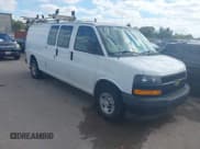 ✅ 2020 Chevrolet Express Cargo • VIN: 1GCWGBFG5L1271351 • Лот: 43626562. Опубликован ранее на IAAI с пробегом 128 005 миль. Бесплатный доступ к архиву аукционных продаж из США и подробный отчёт об истории автомобиля на DreamBid. Изображение 1.