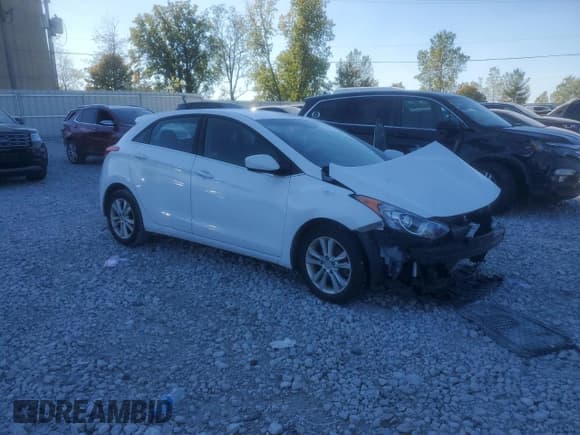 ✅ 2014 Hyundai Elantra • VIN: KMHD35LH6EU219435 • Lot: 86501365. Listed on Copart with Not provided. Free auction sales archive from the USA and detailed vehicle history report at DreamBid. Image 4.