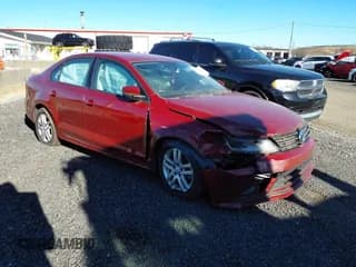 ✅ 2018 Volkswagen Jetta S • VIN: 3VW2B7AJ1JM212436 • Lot: 43866835. Listed on IAAI with 66,437 mi. Free auction sales archive from the USA and detailed vehicle history report at DreamBid. Image 1.