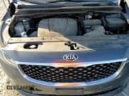 ✅ 2018 Kia Sedona LX • VIN: KNDMB5C15J6399922 • Лот: 84994605. Опубликован ранее на Copart с пробегом 71 080 миль. Бесплатный доступ к архиву аукционных продаж из США и подробный отчёт об истории автомобиля на DreamBid. Изображение 14.