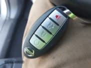 ✅ 2022 Nissan Rogue SL • VIN: JN1BJ1CV1NW351929 • Lot: 41670118. Wystawiony na IAAI z przebiegiem 22 434 mil. Bezpłatny archiwum sprzedaży aukcyjnych z USA i szczegółowy raport historii pojazdu na DreamBid. Zdjęcie 11.