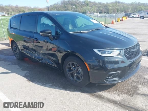 ✅ 2022 Chrysler Pacifica Hybrid Limited • VIN: 2C4RC1S74NR101568 • Лот: 41943124. Опубликован ранее на IAAI с пробегом 43 644 миль. Бесплатный доступ к архиву аукционных продаж из США и подробный отчёт об истории автомобиля на DreamBid. Изображение 1.