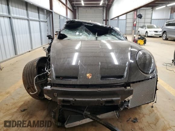 ✅ 2022 Porsche 911 GT3 • VIN: WP0AC2A99NS268836 • Лот: 86143984. Опубликован ранее на Copart с пробегом Не указан. Бесплатный доступ к архиву аукционных продаж из США и подробный отчёт об истории автомобиля на DreamBid. Изображение 5.