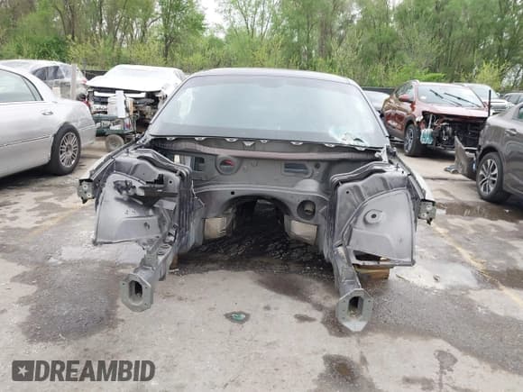 ✅ 2016 Dodge Challenger R/T Plus • VIN: 2C3CDZBT4GH131682 • Lot: 42041961. Listed on IAAI with Not provided. Free auction sales archive from the USA and detailed vehicle history report at DreamBid. Image 6.