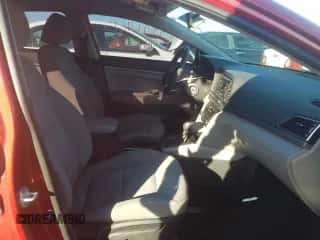 2017 Hyundai Elantra SE with VIN 5NPD74LF7HH126052, listed as a Copart auction lot 35272471 with 94,023 mi miles and Salvage title. Bid and sale history available at DreamBid. Image 5.