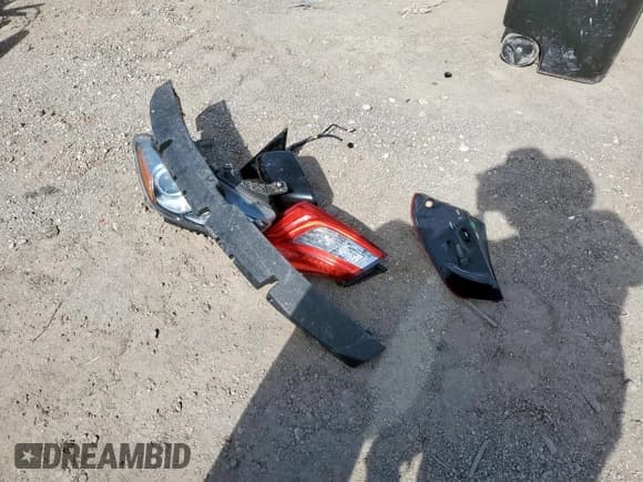 ✅ 2015 Maserati Ghibli • VIN: ZAM57XSA1F1133056 • Лот: 66989265. Опубликован ранее на Copart с пробегом Не указан. Бесплатный доступ к архиву аукционных продаж из США и подробный отчёт об истории автомобиля на DreamBid. Изображение 12.