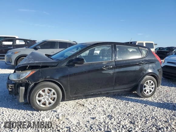 ✅ 2012 Hyundai Accent GS • VIN: KMHCT5AE9CU058242 • Лот: 76811834. Опубликован ранее на Copart с пробегом 79 142 миль. Бесплатный доступ к архиву аукционных продаж из США и подробный отчёт об истории автомобиля на DreamBid. Изображение 1.