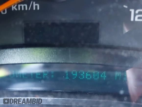 ✅ 2005 GMC Sierra 1500 SLE • VIN: 2GTEC13T651266384 • Лот: 43579635. Опубликован ранее на IAAI с пробегом 193 604 миль. Бесплатный доступ к архиву аукционных продаж из США и подробный отчёт об истории автомобиля на DreamBid. Изображение 15.